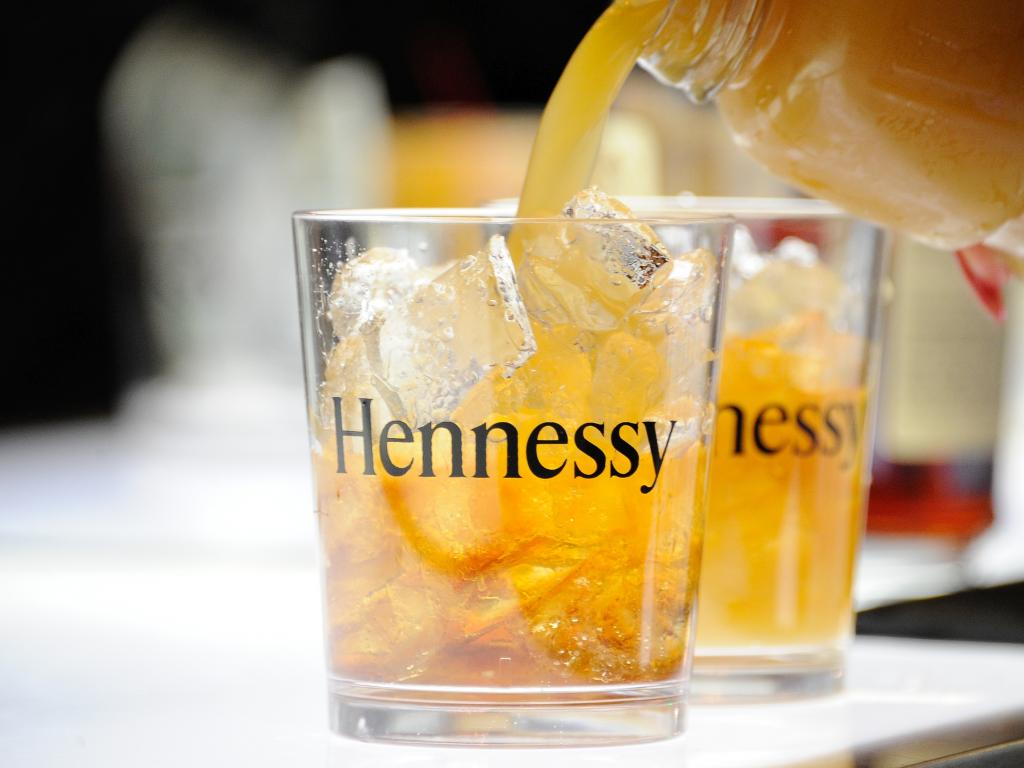 Diageo plc (NYSE:DEO), (MC) - Diageo Shares Spike Briefly On Rumor Of Moet Hennessy Stake Sale ...