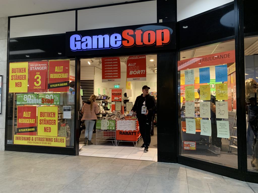 sell my nintendo switch gamestop