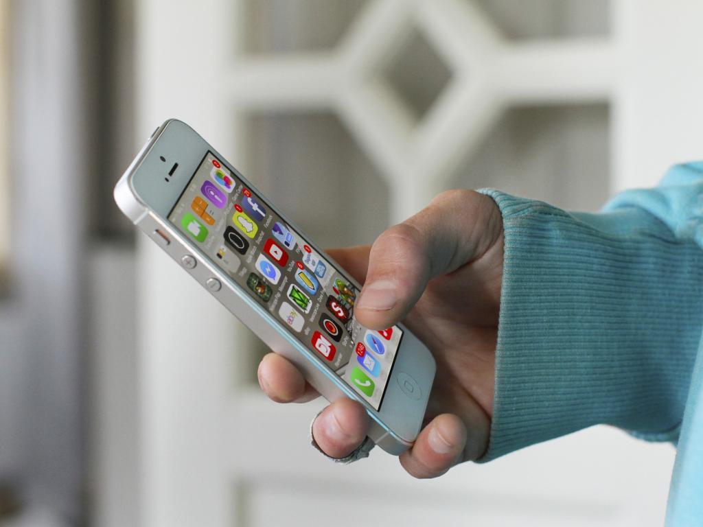 What To Know About Le S Iphone Privacy Location Bug Iphone Privacy Location Bug