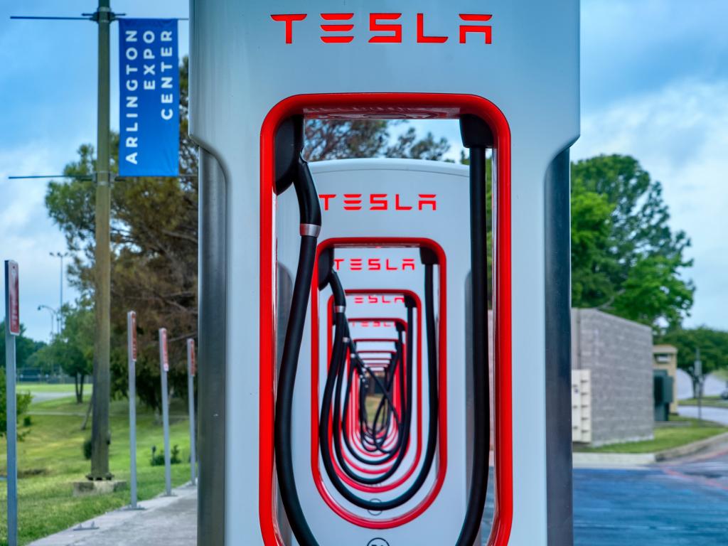  famed-robot-run-etf-says-this-is-why-it-now-has-tesla-as-its-top-holding 