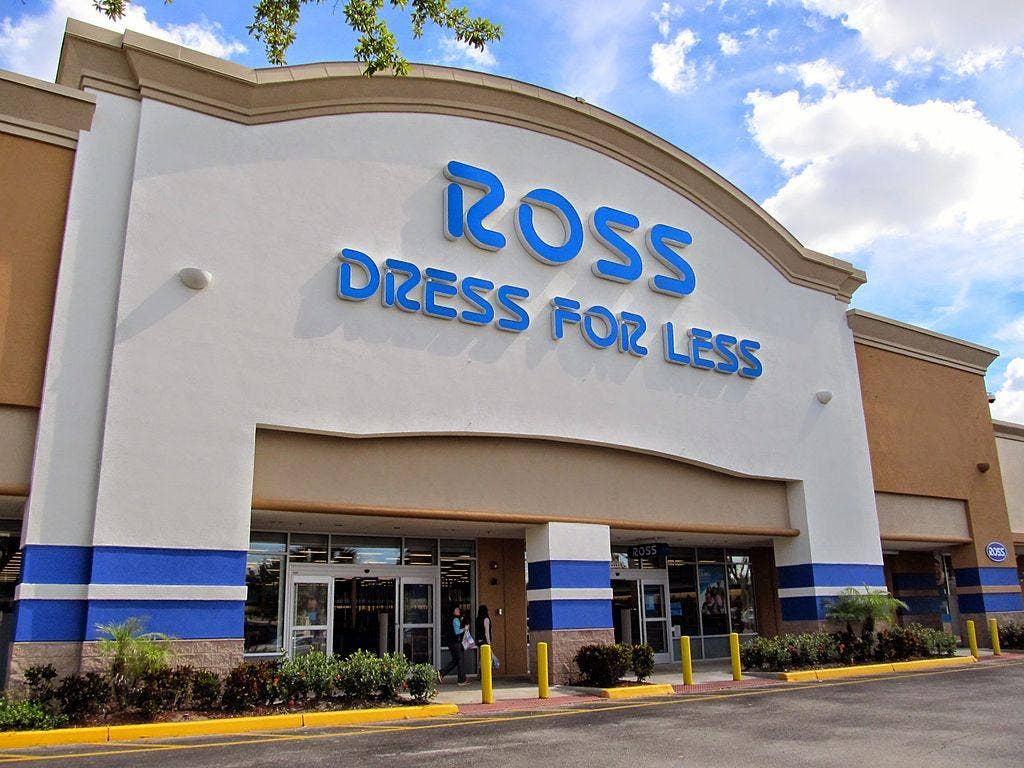 Why Ross Stores Shares Are Plummeting After Hours - Provides Dismal Outlook Like Other Retailers