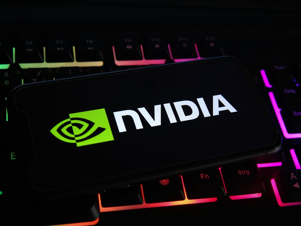  nvidias-data-center-sales-zip-past-gaming-business-for-the-first-time-in-7-quarters 