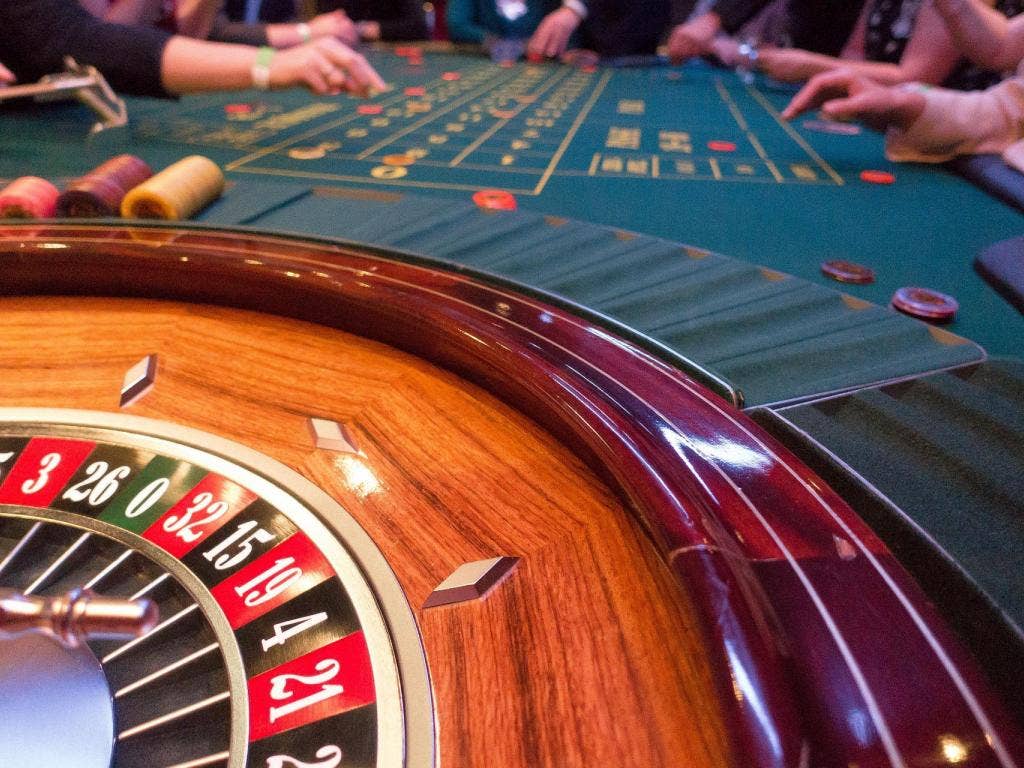 JMP Analyst Names 5 Gambling Stocks To Buy On The Dip