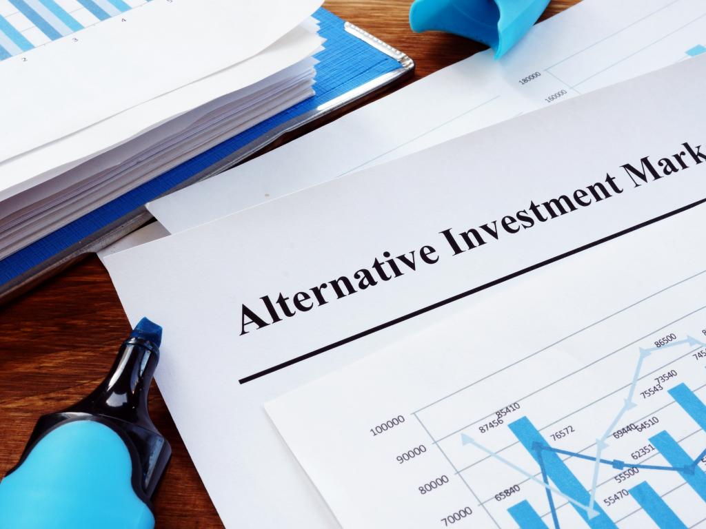  top-etfs-to-gain-access-to-alternative-investments 