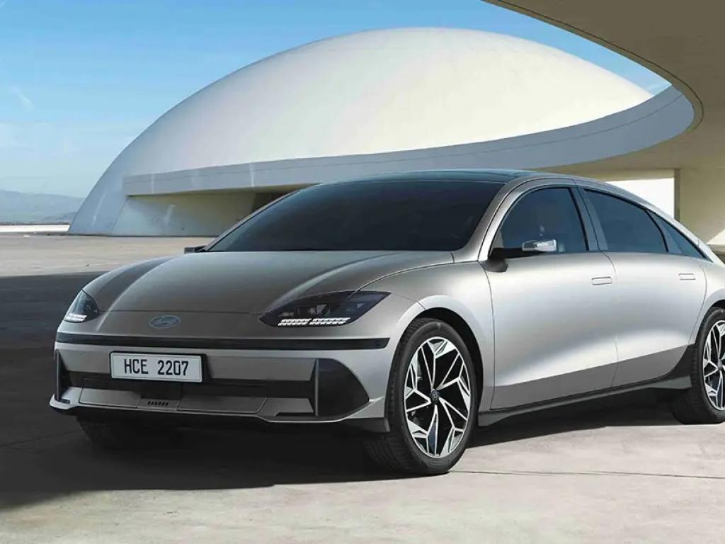  asian-auto-giant-launches-first-electric-sedan-to-take-on-tesla-model-3 