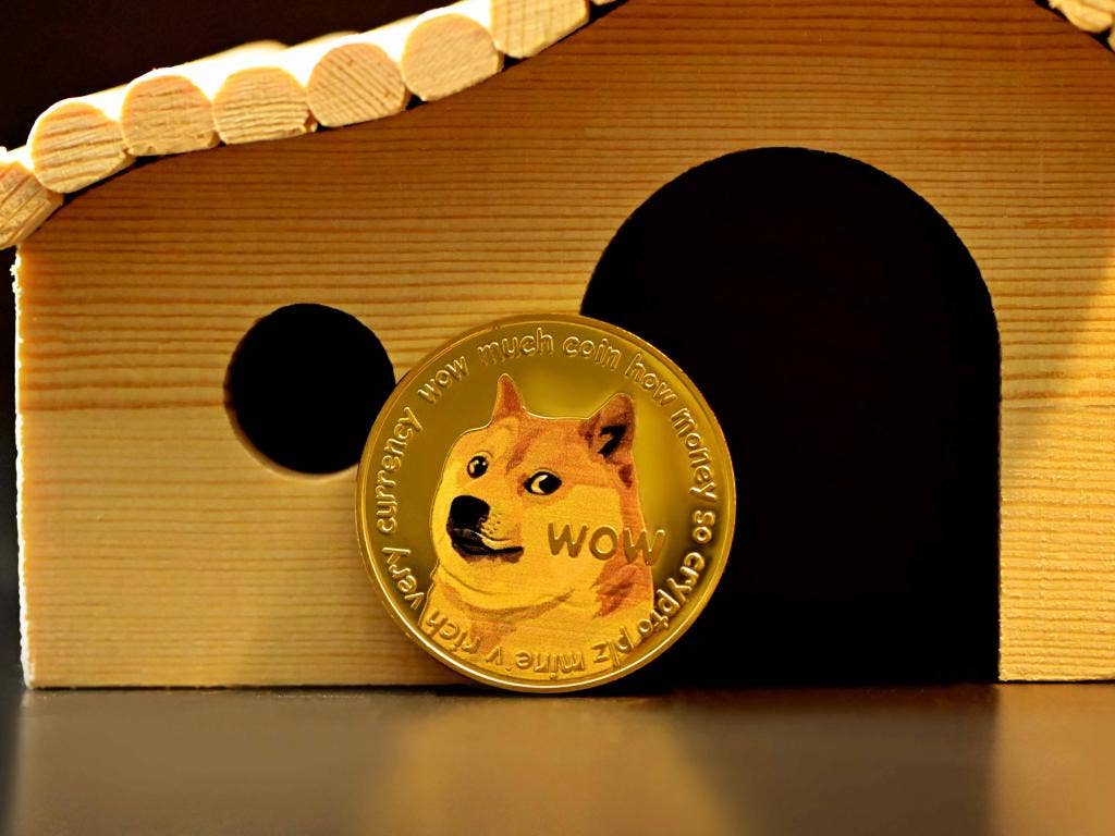 Dogecoin Daily: Price Remains Muted But Volume Picks Up, Community Gets A New Mailing List Service
