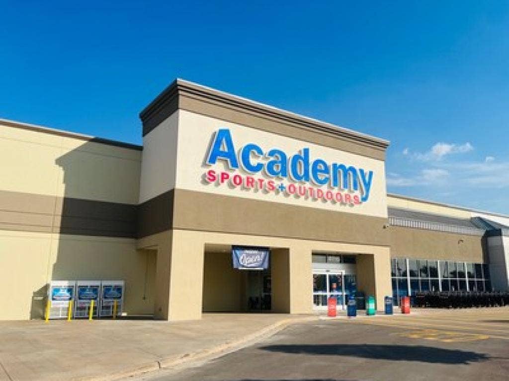 Academy Sports And Outdoors Gains On Q3 Bottom-Line Beat