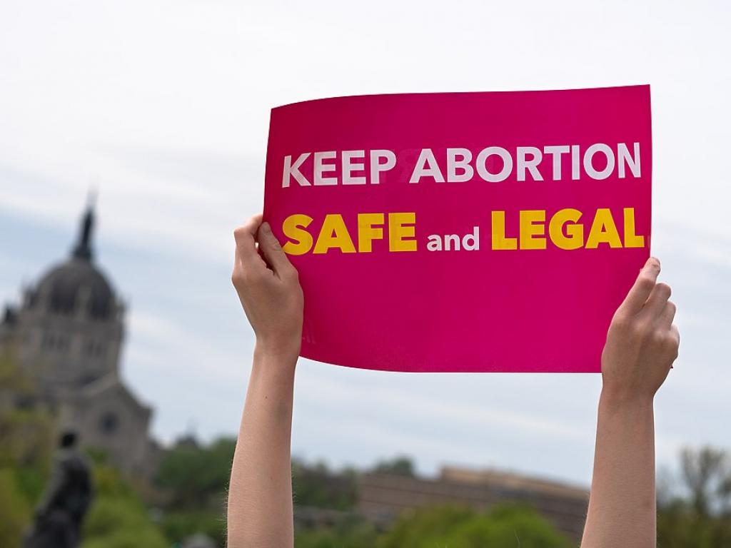  new-york-and-california-prepare-for-potential-mifepristone-ban-in-texas-with-stockpiling-of-alternative-abortion-medications 
