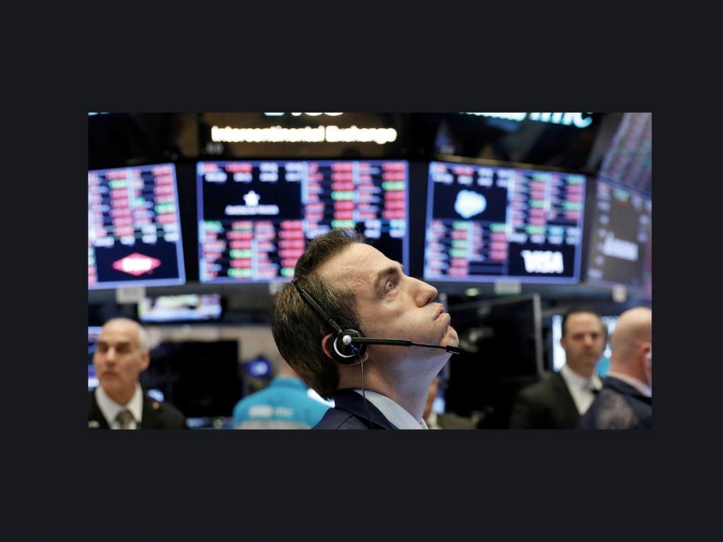 US Stocks Turn Lower; Nasdaq Down Over 1%