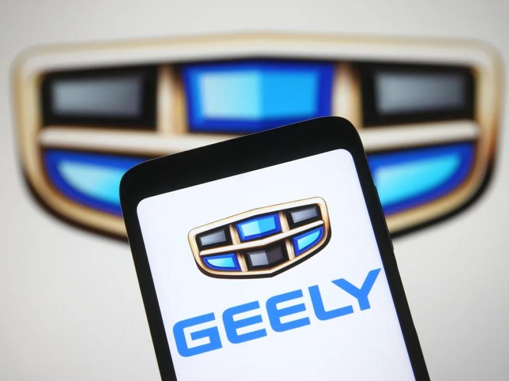 geelys-malaysia-launch-challenges-tesla-byd-a-new-era-in-ev-competition 