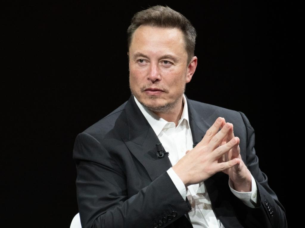  elon-musk-voices-support-for-bill-ackman-in-battle-against-anti-semitism-at-ivy-league 