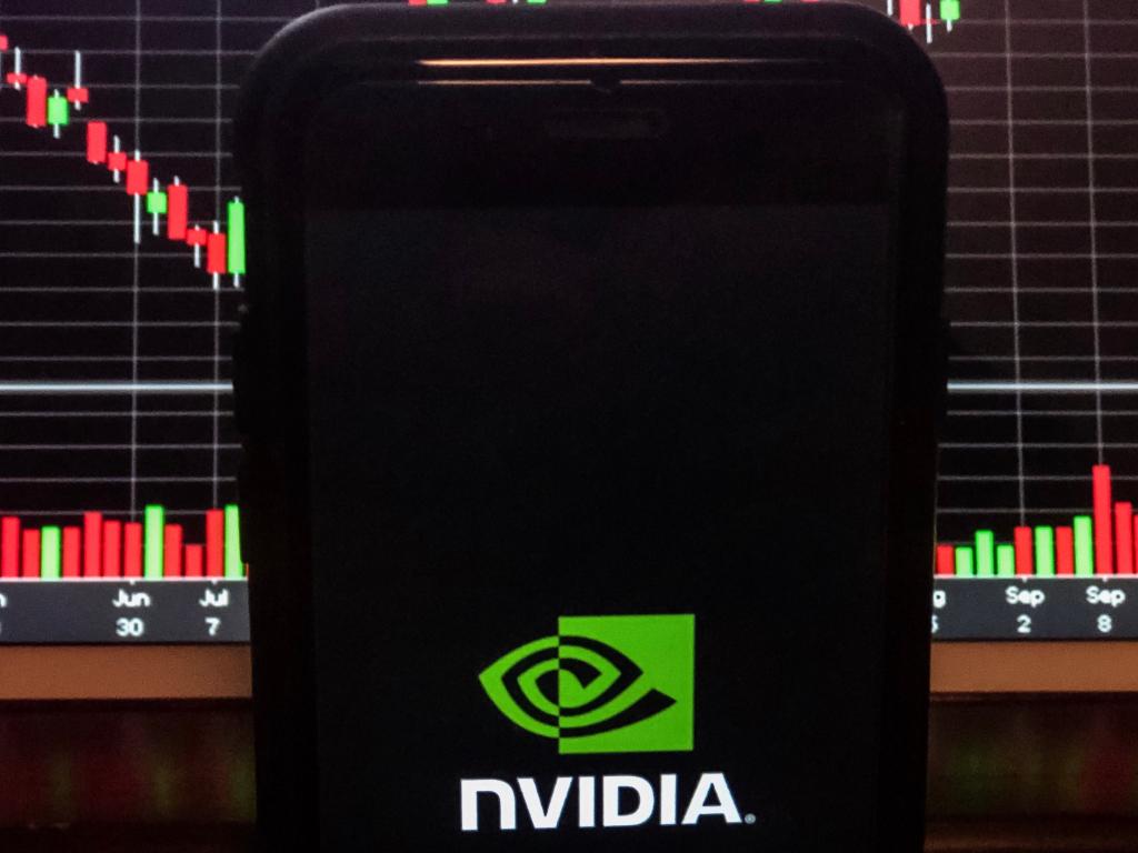  nvidia-stock-dives-ahead-of-q4-print-drags-direxion-soxl-etf-toward-breaking-point-a-technical-analysis 