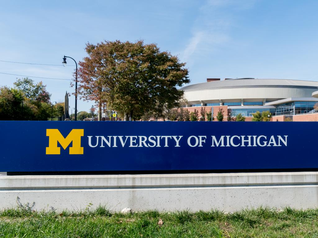  maize-and-blue-stock-pitch-competition-2024-showcases-analytical-excellence-with-surprising-results-including-a-bearish-call 