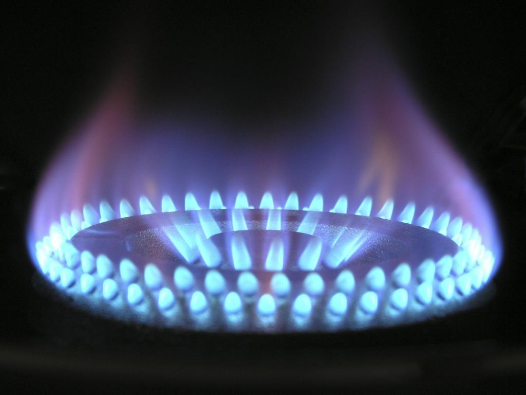  why-2-natural-gas-stocks-get-mixed-reception-from-jpmorgan-analyst 