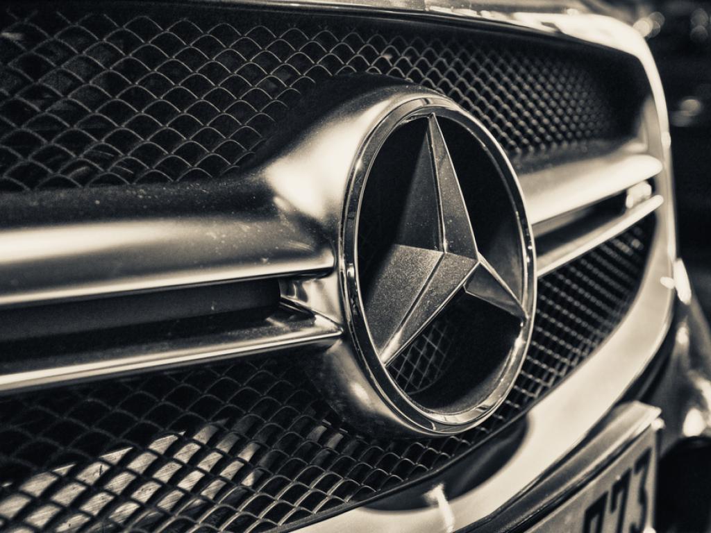  mercedes-benz-workers-in-alabama-face-anti-union-pressure-amid-uaw-vote 
