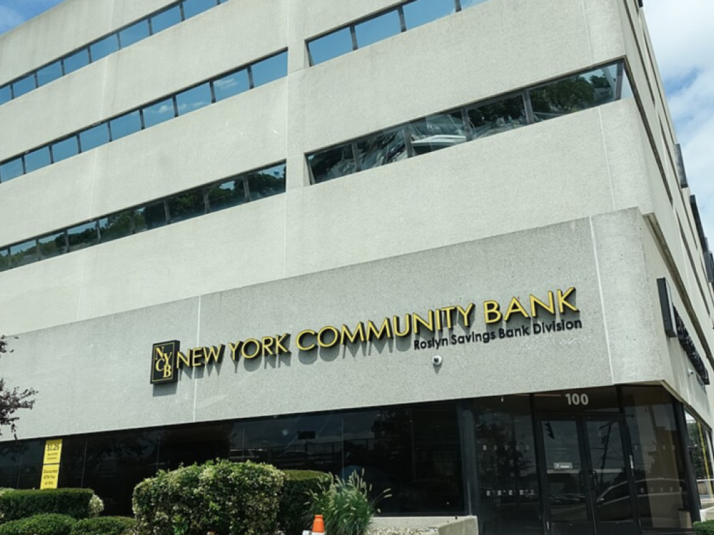  why-is-new-york-community-bancorp-stock-higher-premarket-wednesday 