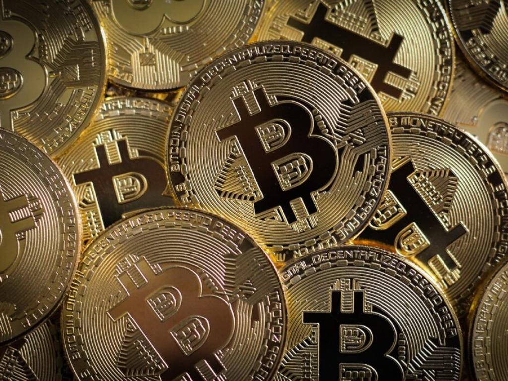  economist-predicts-bitcoin-will-surge-past-110k-in-q3-despite-recession-fears-expert-warns-a-second-trump-term-could-worsen-us-china-relations---top-headlines-today-while-us-slept 