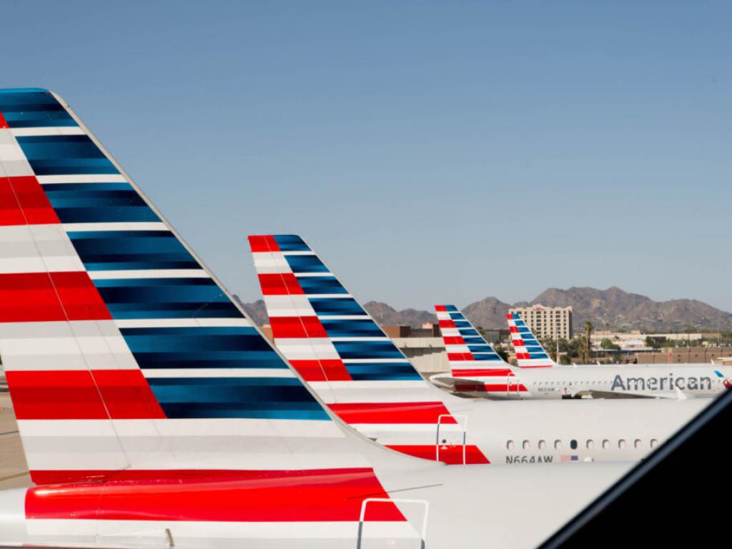  turbulent-outlook-for-american-airlines-analysts-cut-forecasts-as-competitive-pressures-mount 