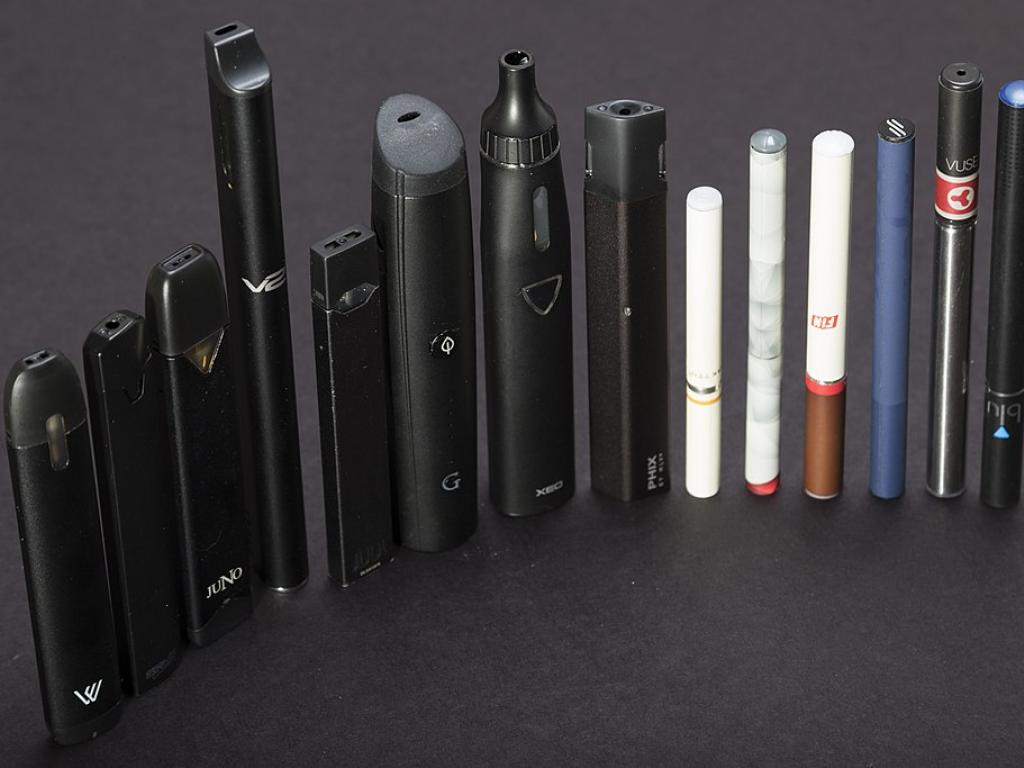  some-breather-for-e-cigarette-maker-juul-as-fda-reconsiders-marketing-denials-issued-two-years-ago 