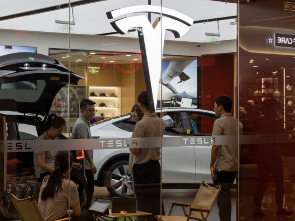  tesla-recalls-nearly-6000-imported-evs-in-china-to-fix-faulty-seat-belt-warnings-via-software-update 