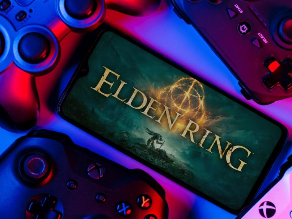  elden-ring-director-vows-to-shield-fromsoftware-from-gaming-industry-layoffs-i-would-not-let-that-happen 