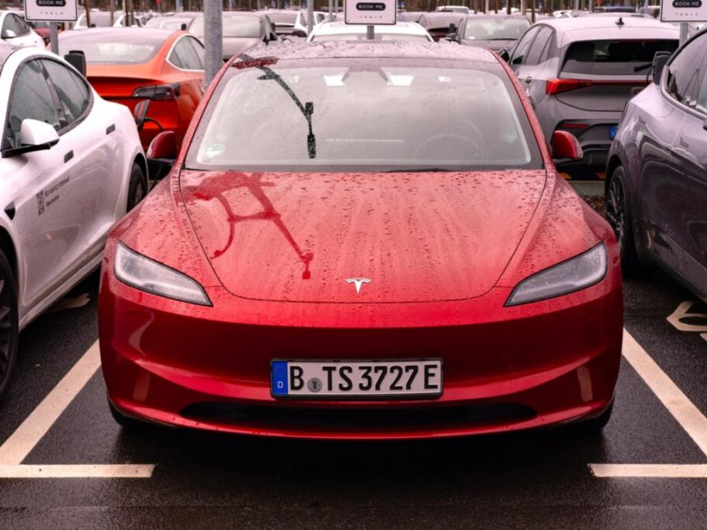  here-are-the-latest-tesla-ev-prices-now-that-model-3-long-range-qualifies-for-7500-tax-credit 