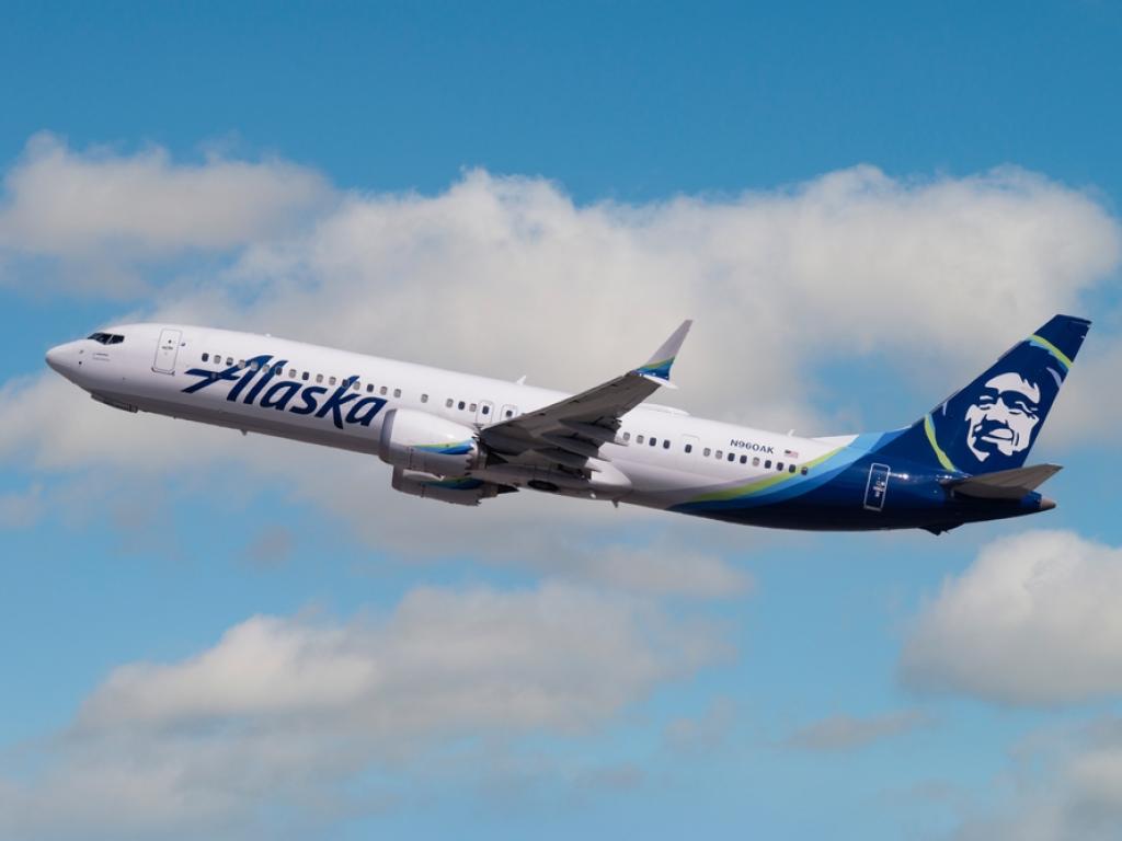  alaska-airlines-and-flight-attendants-union-reach-deal 