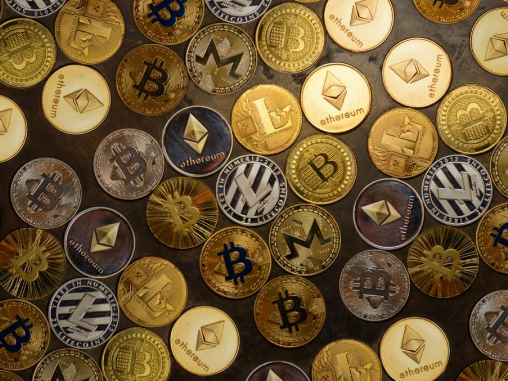  uncle-sam-on-the-move-us-government-transfers-millions-in-bitcoin-to-coinbase 