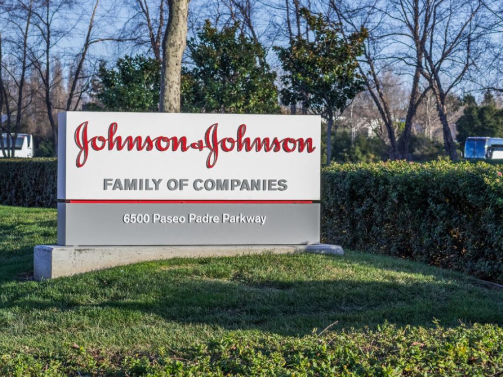  johnson--johnsons-cell-therapy-carvykti-shows-better-survival-rate-in-pretreated-blood-cancer-patients 