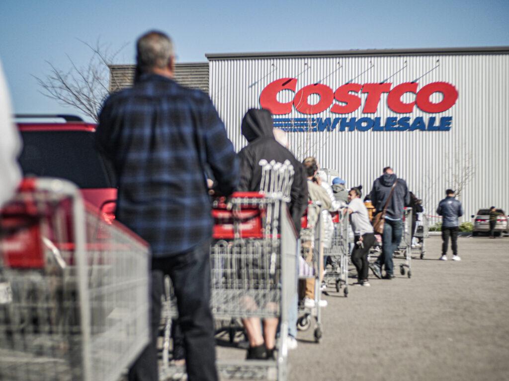  whats-going-on-with-costco-shares-friday 