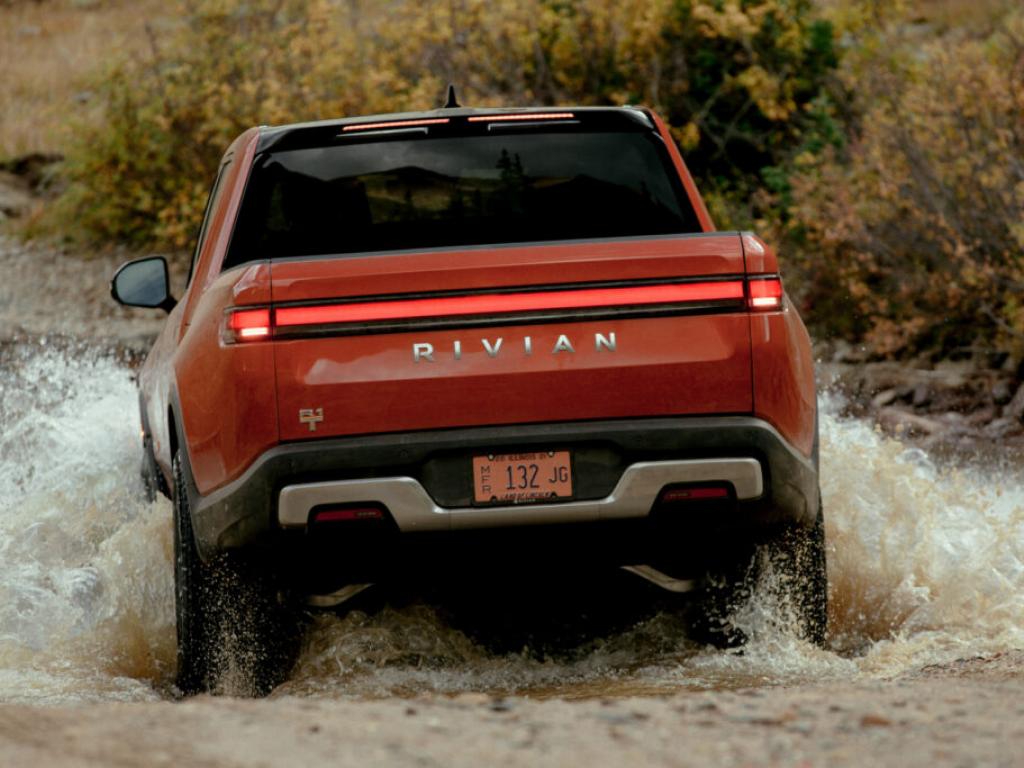  professional-detailer-praises-r1-interiors-rivian-ceo-says-company-spent-a-lot-of-time-getting-this-right 