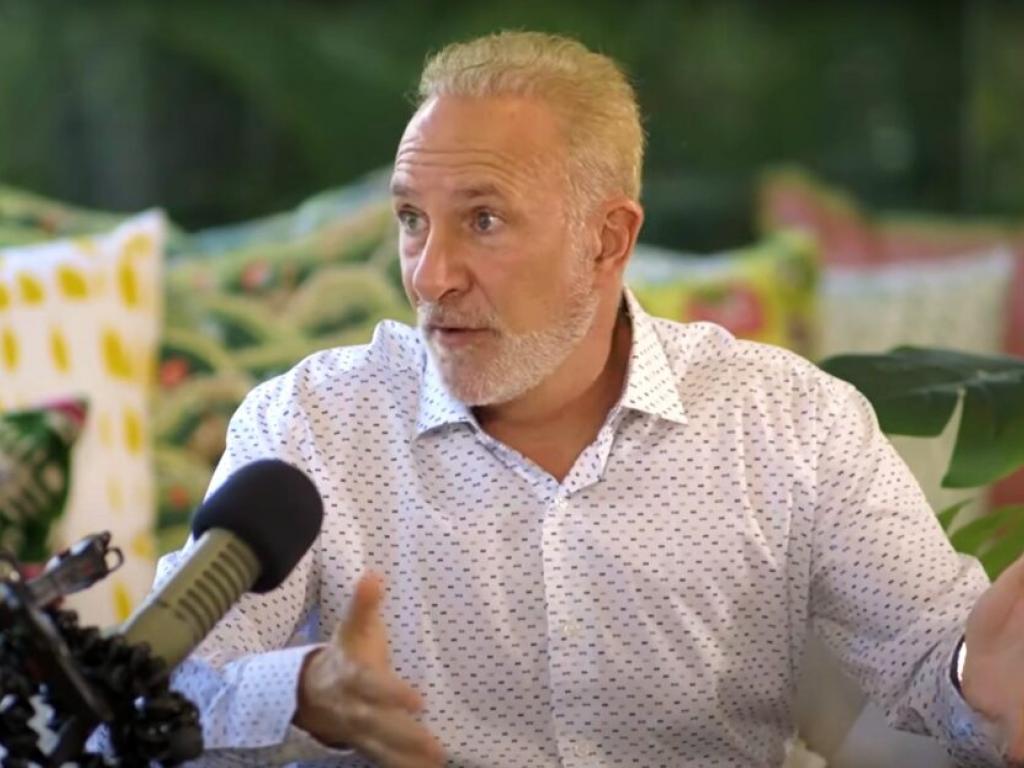  peter-schiff-downplays-bitcoin-hypes-golds-rise-wake-up-and-smell-the-bear-market 