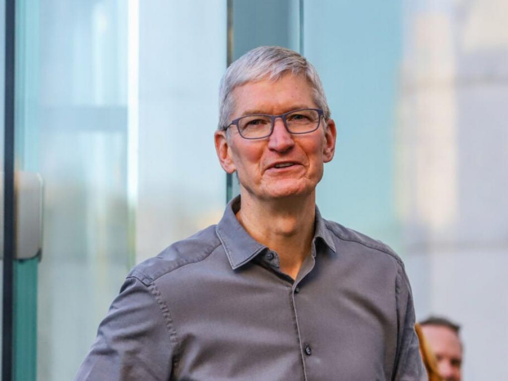  tim-cook-doesnt-cough-up-details-on-apple-and-openai-partnership-but-says-customers-want-both-apple-intelligence-and-chatgpt-integration 