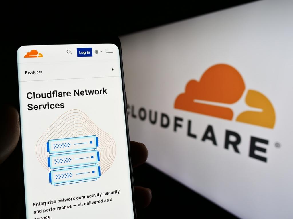  why-cloudflare-stock-is-moving-higher-on-friday 