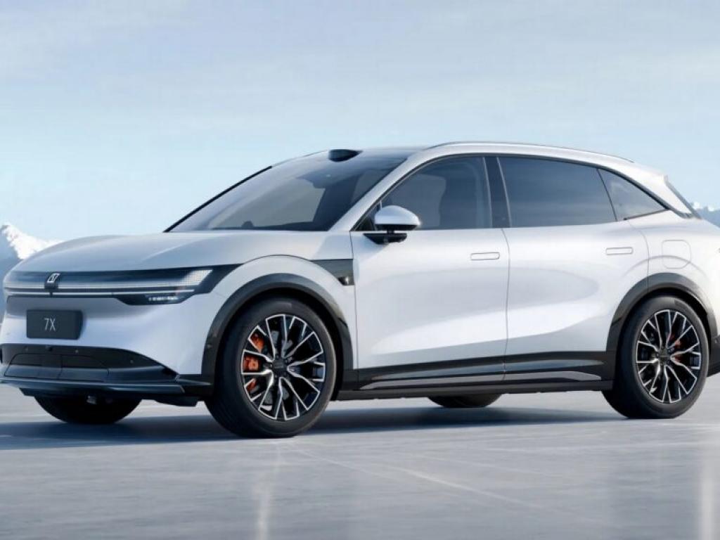  teslas-chinese-rival-zeekr-takes-on-elon-musks-ev-giant-with-a-more-affordable-electric-suv-in-china-than-model-y 