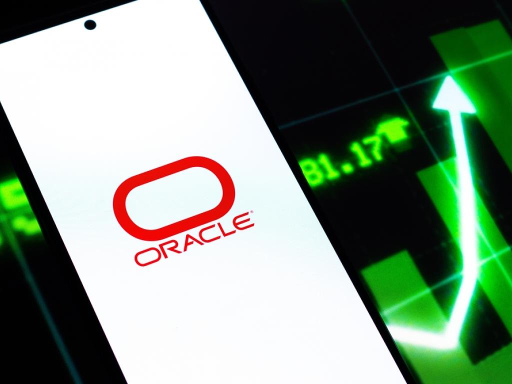  oracle-gears-up-for-q1-print-here-are-the-recent-forecast-changes-from-wall-streets-most-accurate-analysts 