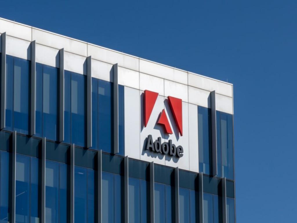  adobe-stock-tanks-on-disappointing-q4-guidance-why-these-analysts-say-reaction-was-overblown 