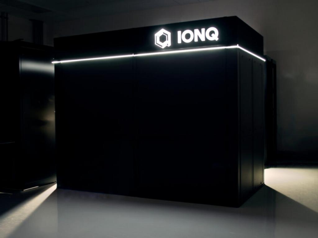  ionq-is-losing-too-much-money-while-this-tech-stock-is-real-deal-jim-cramer 