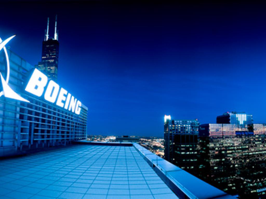  over-30000-boeing-workers-are-standing-shoulder-to-shoulder-union-leader-says-strike-could-go-on-for-a-while 