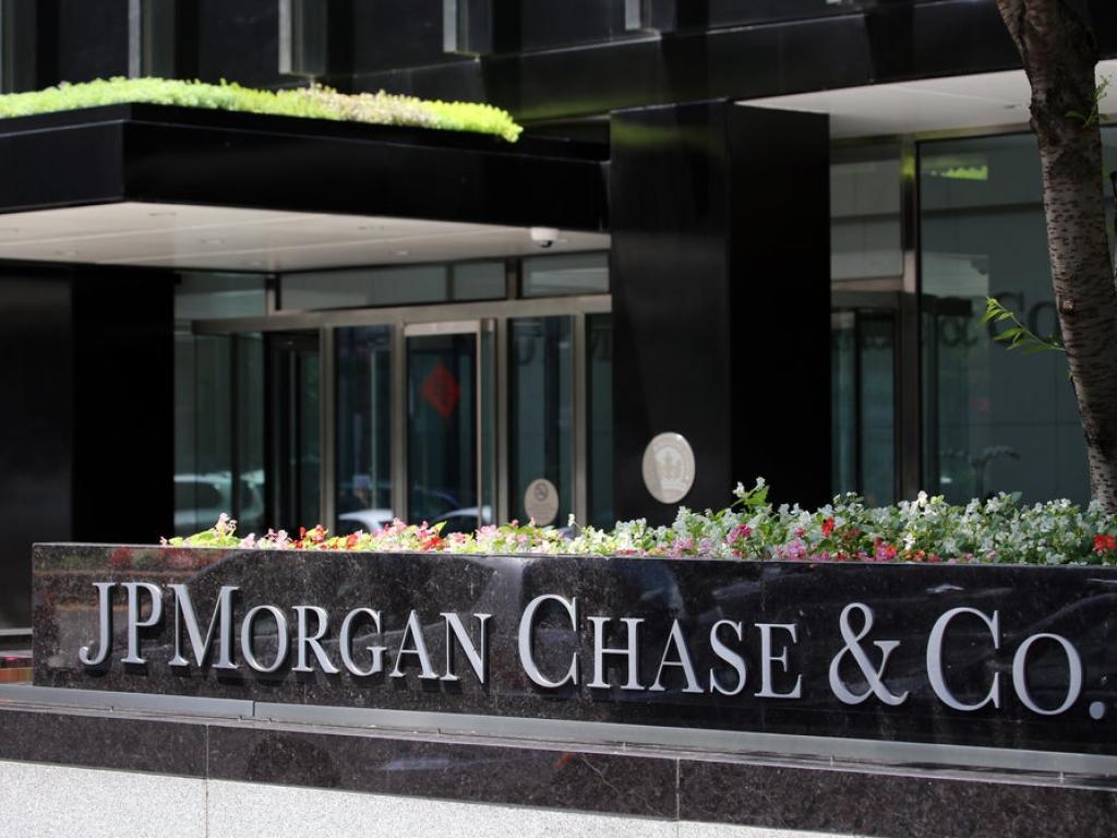  jp-morgan-launches-new-etfs-plans-to-add-jobs-in-canada 