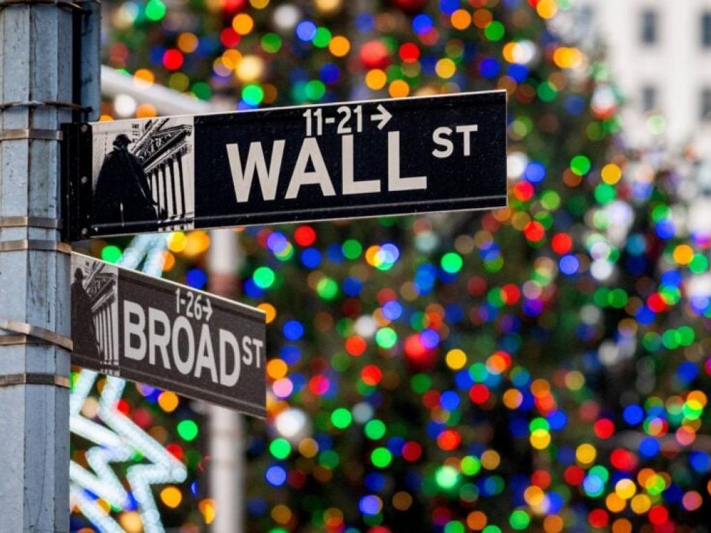  dow-moves-lower-colgate-palmolive-earnings-top-views 