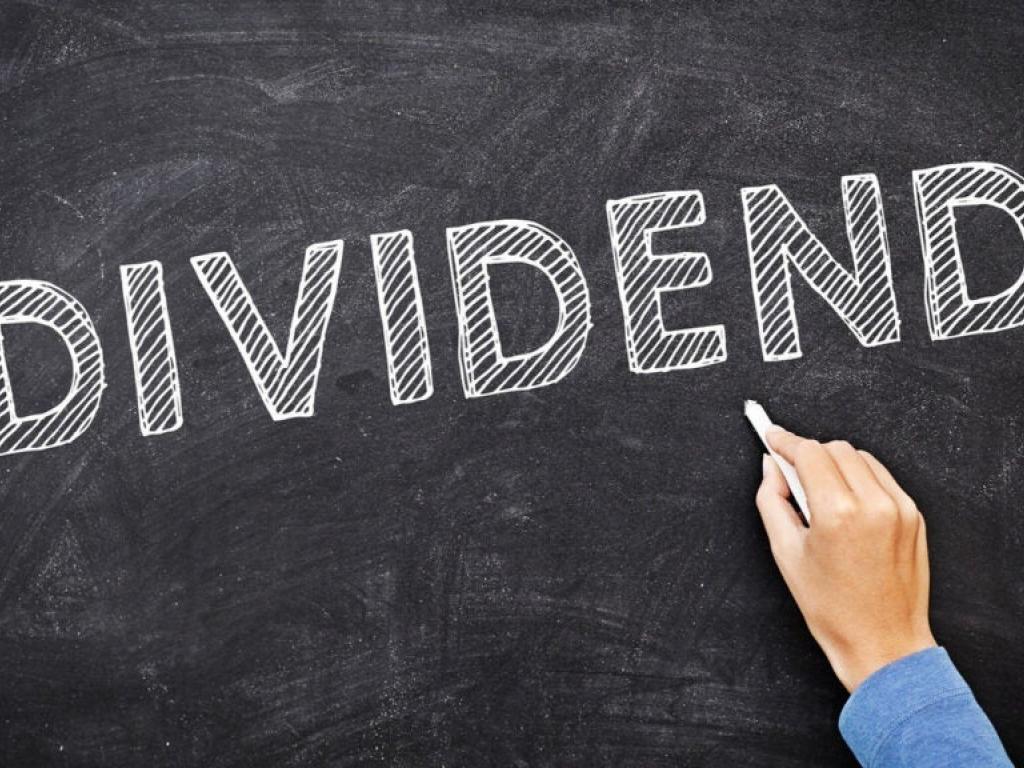  wall-streets-most-accurate-analysts-give-their-take-on-3-tech-and-telecom-stocks-with-over-4-dividend-yields 