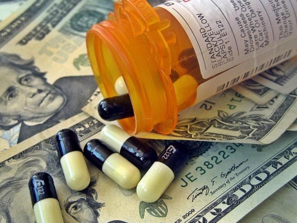  top-2-health-care-stocks-you-may-want-to-dump-this-quarter 