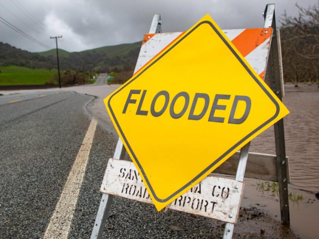  deadly-floods-in-california-put-38-million-under-emergency-alert-while-state-faces-massive-insurance-crisis 
