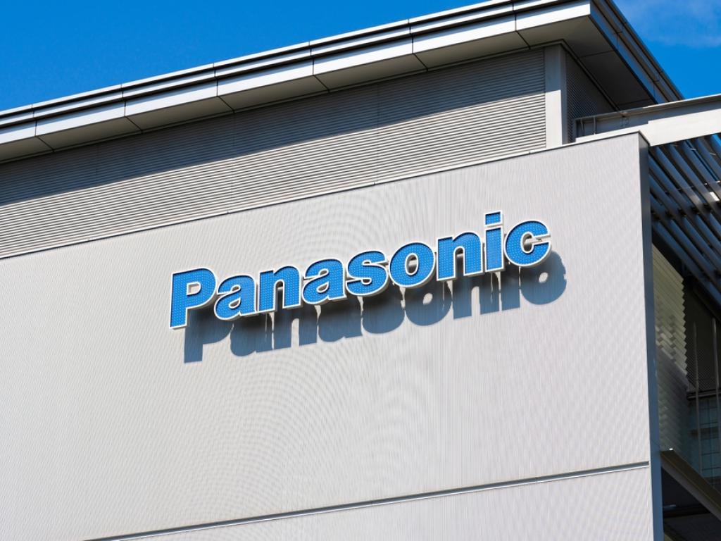  panasonic-ramping-up-production-to-unveil-enhanced-battery-cells-that-could-potentially-reduce-ev-costs 