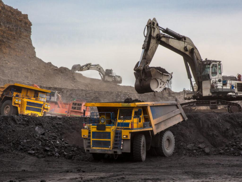  jim-cramer-hints-at-coal-comeback-as-stocks-dip-trumps-energy-agenda-fuels-debate 