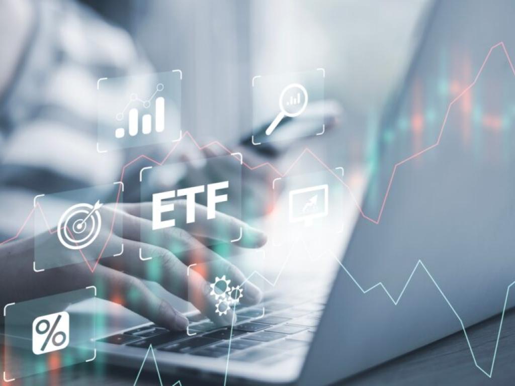  peo-alphaquest-tidal-launch-etf-with-private-equity-inspired-strategy-thematic-appeal 