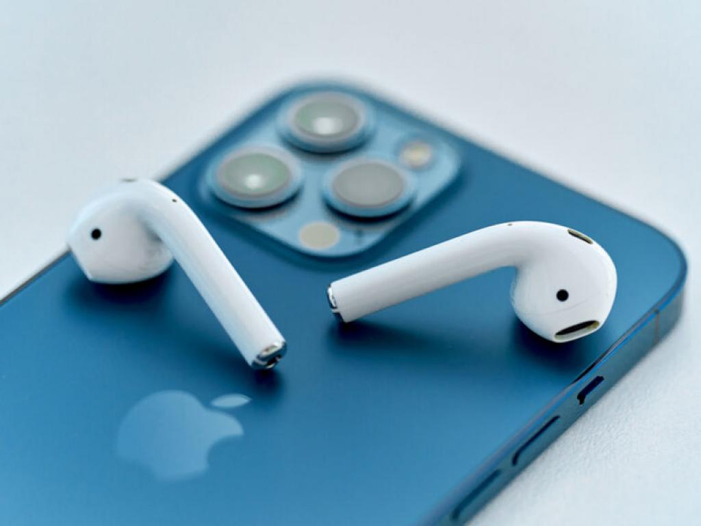  apple-to-rally-around-24-here-are-10-top-analyst-forecasts-for-friday 