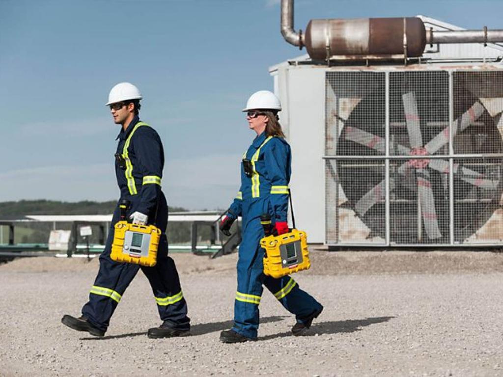  this-honeywell-international-analyst-turns-bullish-here-are-top-5-upgrades-for-friday 