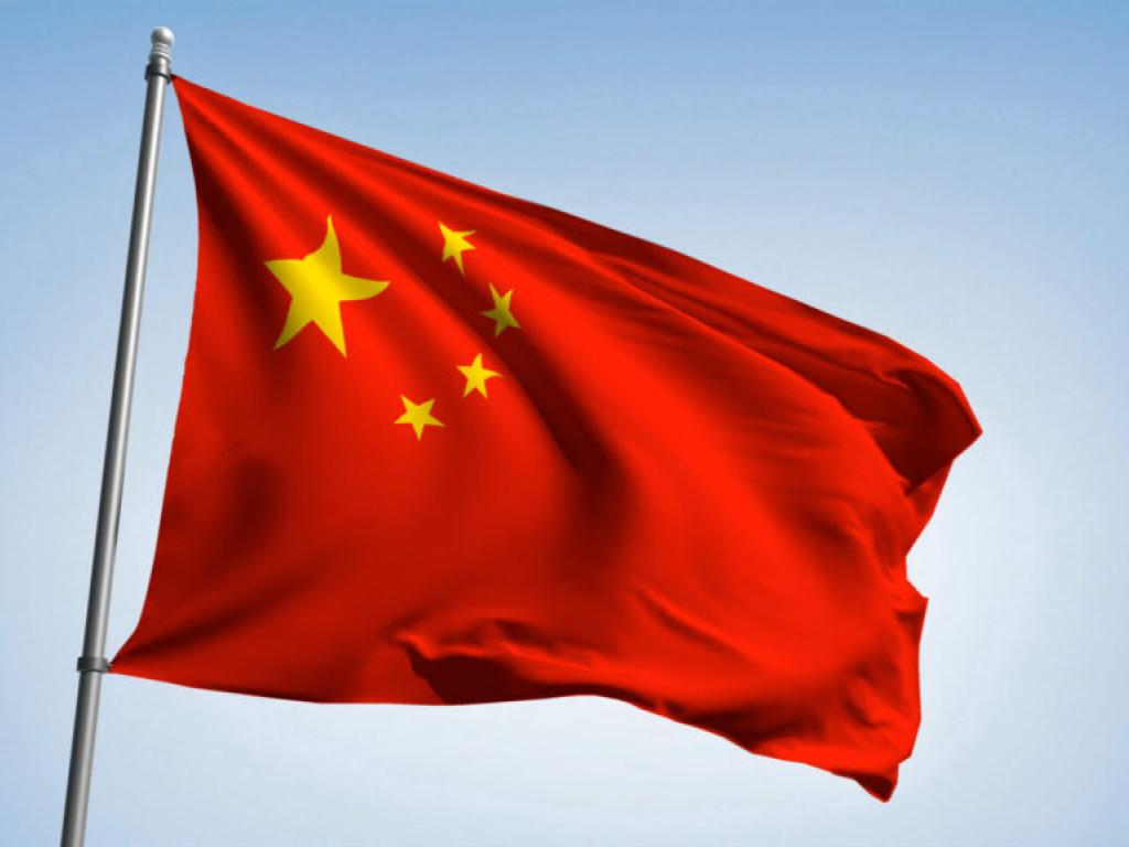  china-courts-apple-pfizer-eli-lilly-amid-us-pressure-vice-premier-says-beijing-will-continue-to-improve-the-business-environment 